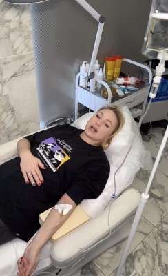 Алла Довлатова сообщила о «противной» болезни из больницы