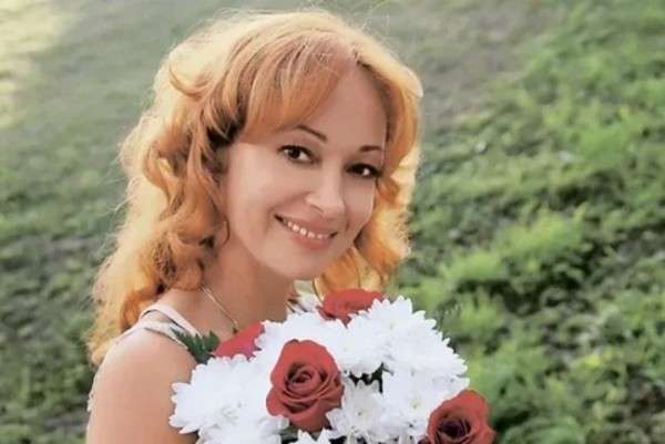 Виктория Тарасова актриса. Фото горячие в купальнике, пластика, биография